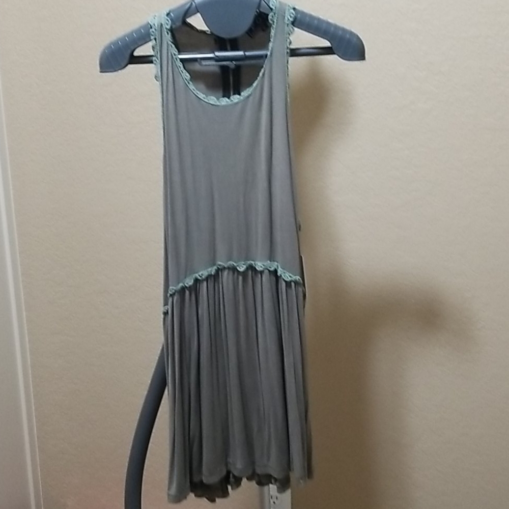Jade green tank top